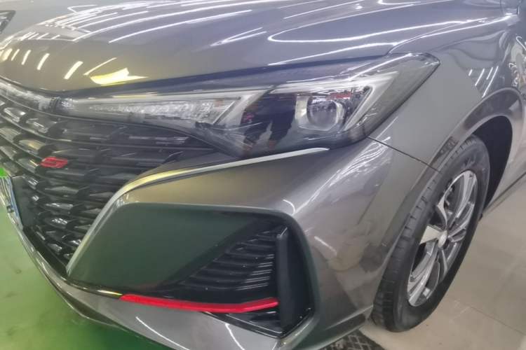 Used CHANGAN Eado 2024 PLUS Blue Whale NE 1.4T GDI DCT High-Energy Edition Left Front Headlight