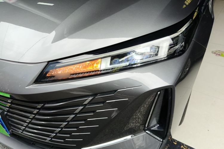 Used CHANGAN Eado 2024 1.5T GDI Automatic Prestige Edition Left Front Headlight