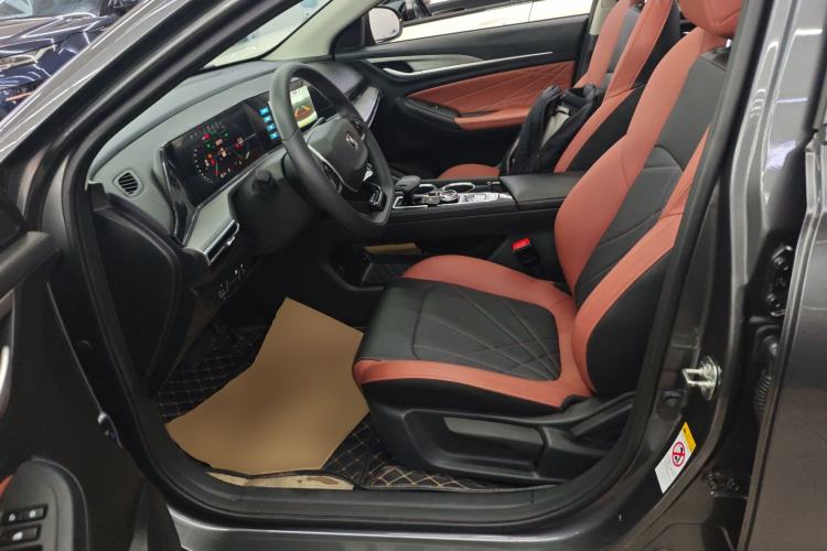 Used CHANGAN Eado 2024 PLUS Blue Whale NE 1.4T GDI DCT High-Energy Edition Left Front Seat