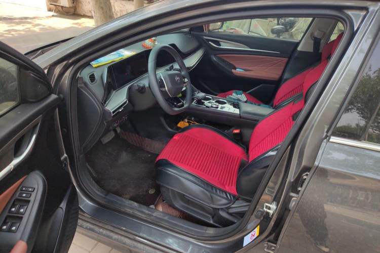 Used CHANGAN Eado 2024 PLUS Blue Whale NE 1.4T GDI DCT High-Energy Edition Left Front Seat