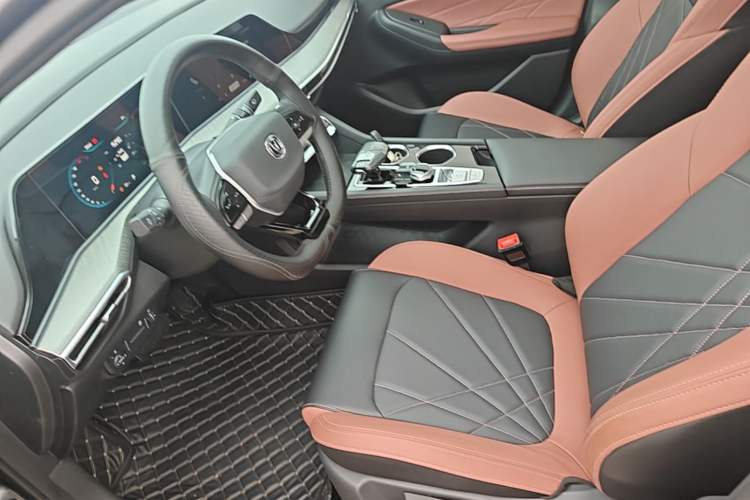 Used CHANGAN Eado 2024 PLUS Blue Whale NE 1.4T GDI DCT High-Energy Edition Left Front Seat