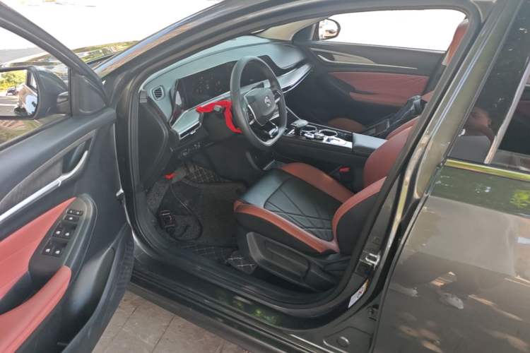 Used CHANGAN Eado 2024 PLUS Blue Whale NE 1.4T GDI DCT High-Energy Edition Left Front Seat
