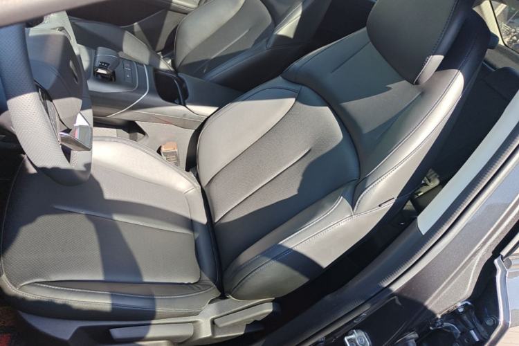Used CHANGAN Eado 2024 1.5T GDI Automatic Prestige Edition Left Front Seat