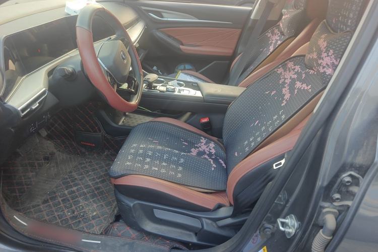 Used CHANGAN Eado 2024 PLUS Blue Whale NE 1.4T GDI DCT High-Energy Edition Left Front Seat