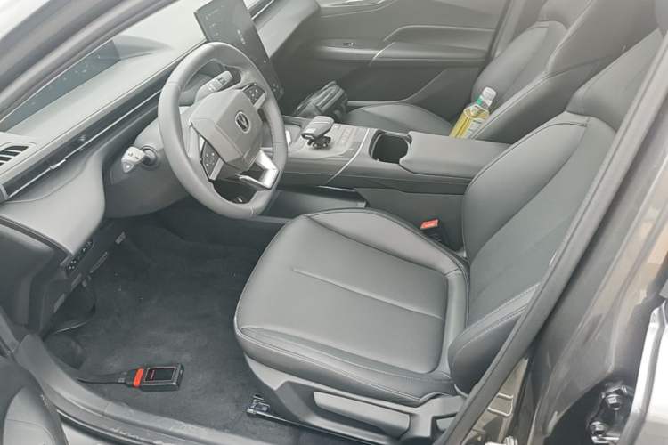 Used CHANGAN Eado 2024 1.5T GDI Automatic Prestige Edition Left Front Seat