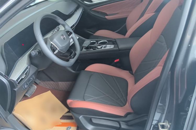 Used CHANGAN Eado 2024 PLUS Blue Whale NE 1.4T GDI DCT High-Energy Edition Left Front Seat