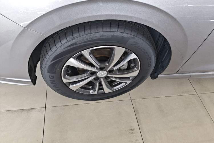 Used CHANGAN Eado 2024 PLUS Blue Whale NE 1.4T GDI DCT High-Energy Edition Left Front Wheel Hub