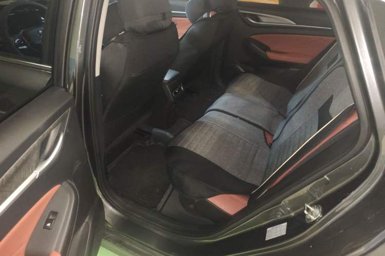 Used CHANGAN Eado 2024 PLUS Blue Whale NE 1.4T GDI DCT High-Energy Edition Left Rear Seat