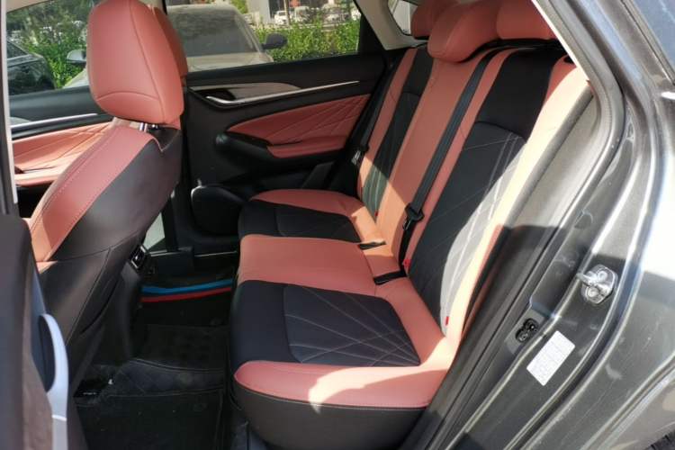 Used CHANGAN Eado 2024 PLUS Blue Whale NE 1.4T GDI DCT High-Energy Edition Left Rear Seat