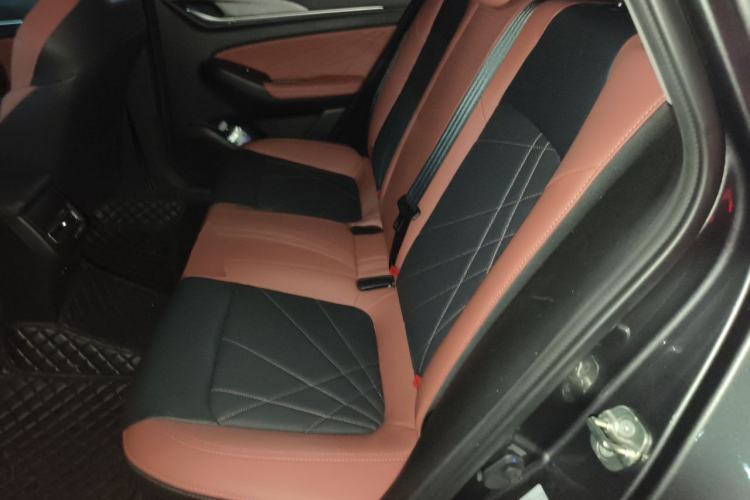 Used CHANGAN Eado 2024 PLUS Blue Whale NE 1.4T GDI DCT High-Energy Edition Left Rear Seat