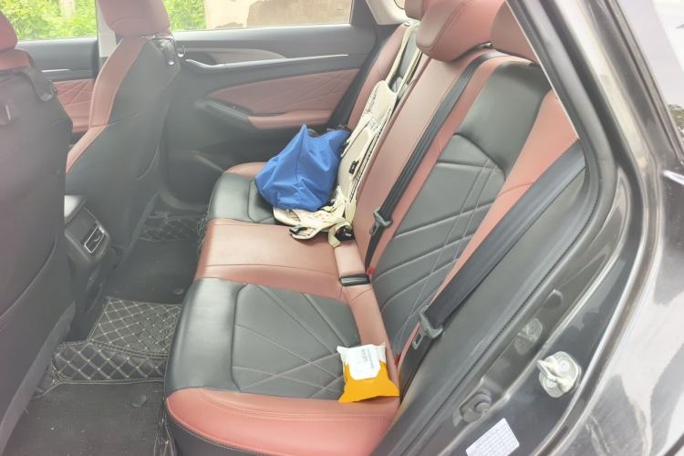 Used CHANGAN Eado 2024 PLUS Blue Whale NE 1.4T GDI DCT High-Energy Edition Left Rear Seat