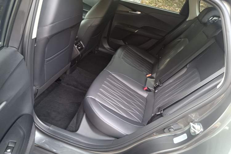 Used CHANGAN Eado 2024 1.5T GDI Automatic Flagship Edition Left Rear Seat