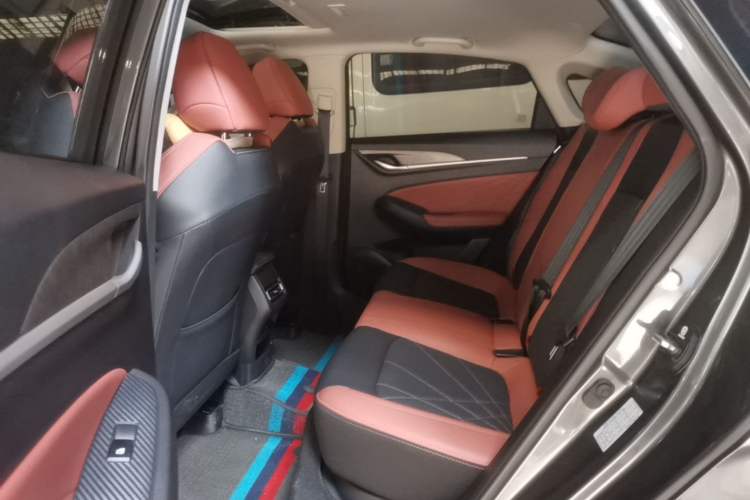 Used CHANGAN Eado 2024 PLUS Blue Whale NE 1.4T GDI DCT High-Energy Edition Left Rear Seat