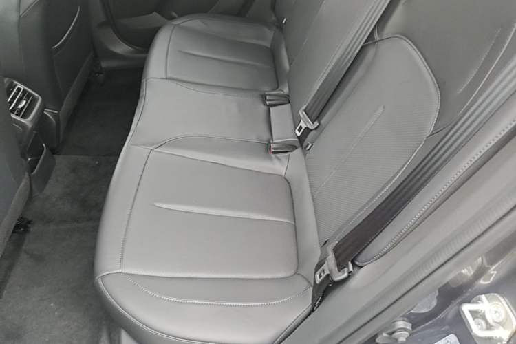 Used CHANGAN Eado 2024 1.5T GDI Automatic Prestige Edition Left Rear Seat