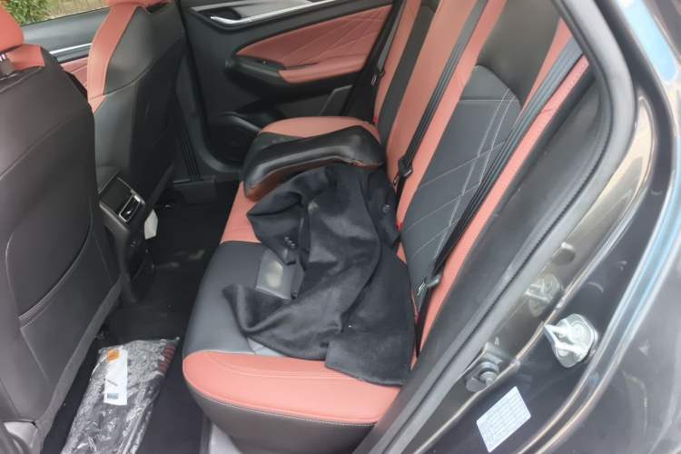 Used CHANGAN Eado 2024 PLUS Blue Whale NE 1.4T GDI DCT High-Energy Edition Left Rear Seat