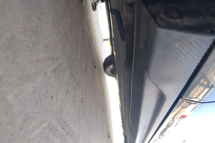 Used CHANGAN Eado 2024 1.5T GDI Automatic Flagship Edition Left Side Sill