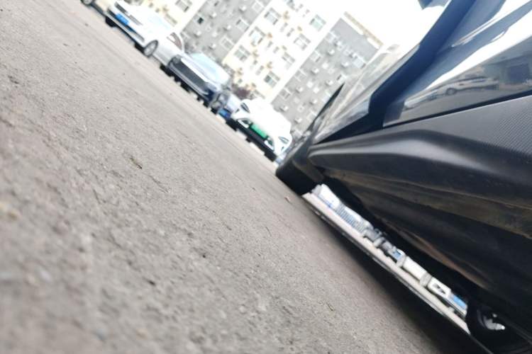 Used CHANGAN Eado 2024 1.5T GDI Automatic Flagship Edition Left Side Sill