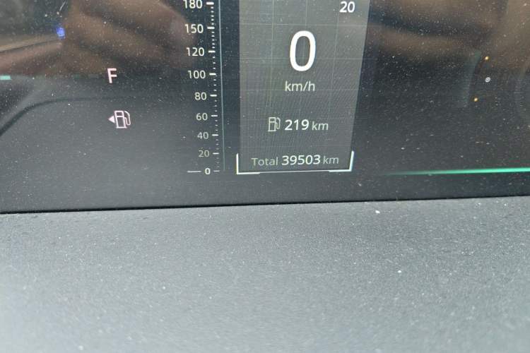 Used CHANGAN Eado 2024 1.5T GDI Automatic Flagship Edition Odometer Close Up