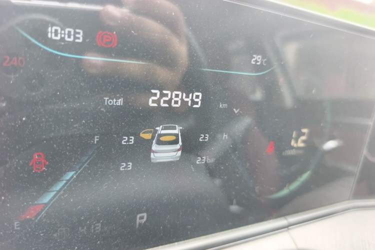 Used CHANGAN Eado 2024 PLUS Blue Whale NE 1.4T GDI DCT High-Energy Edition Odometer Close Up