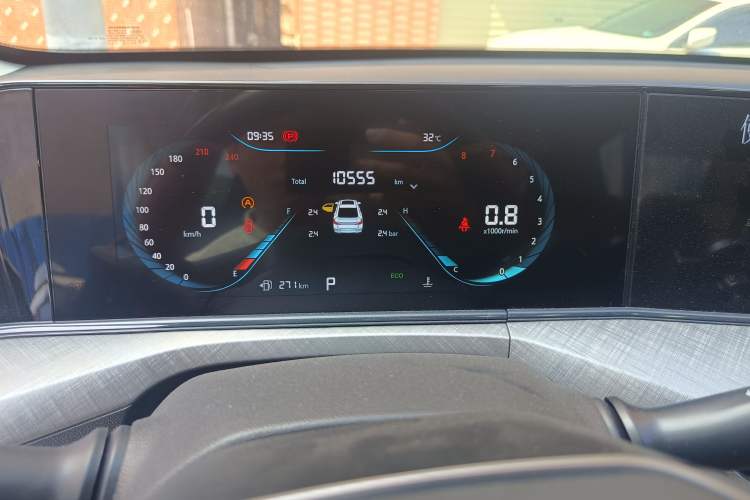 Used CHANGAN Eado 2024 PLUS Blue Whale NE 1.4T GDI DCT High-Energy Edition Odometer Close Up