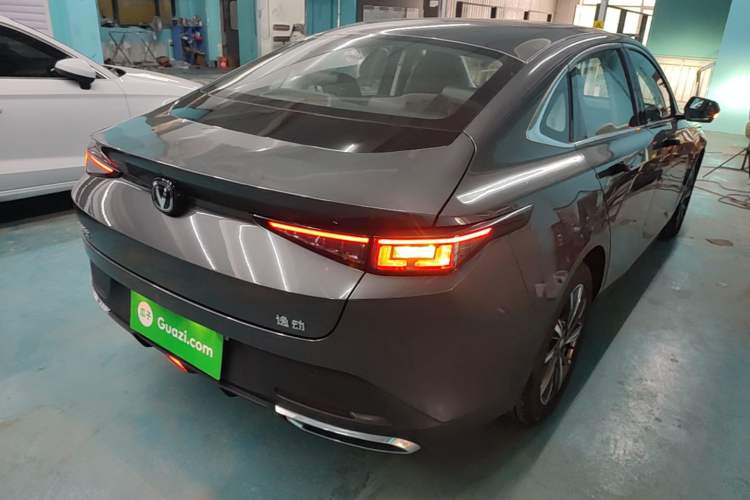 Used CHANGAN Eado 2024 1.5T GDI Automatic Flagship Edition Rear Right 45 Deg