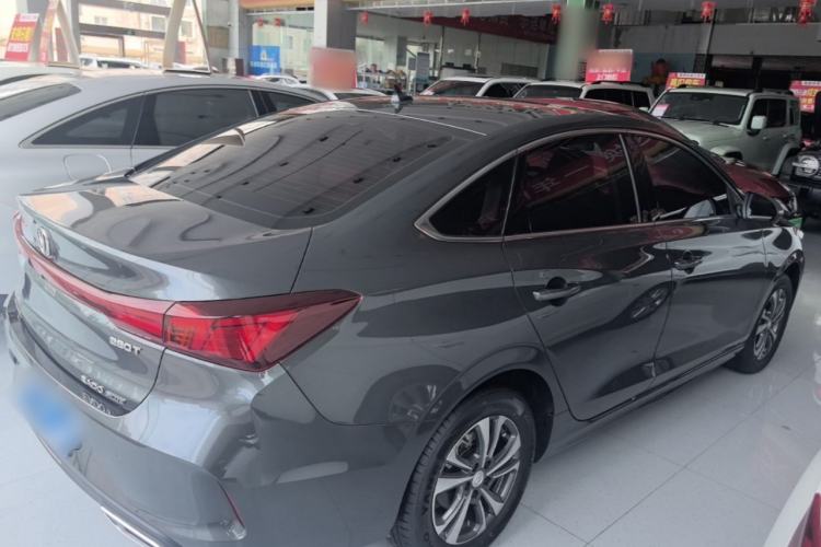 Used CHANGAN Eado 2024 PLUS Blue Whale NE 1.4T GDI DCT High-Energy Edition Rear Right 45 Deg