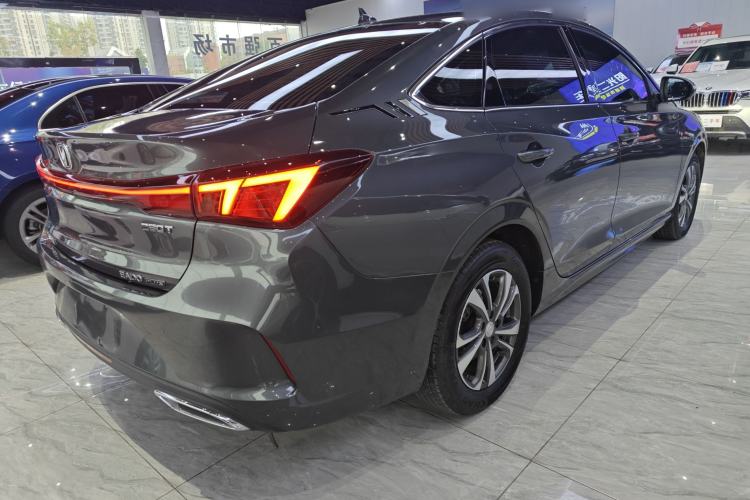 Used CHANGAN Eado 2024 PLUS Blue Whale NE 1.4T GDI DCT High-Energy Edition Rear Right 45 Deg