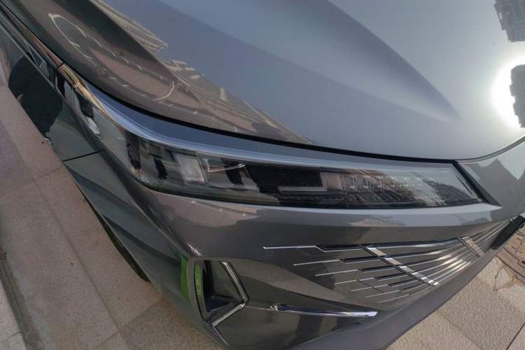 Used CHANGAN Eado 2024 1.5T GDI Automatic Prestige Edition Right Front Headlight