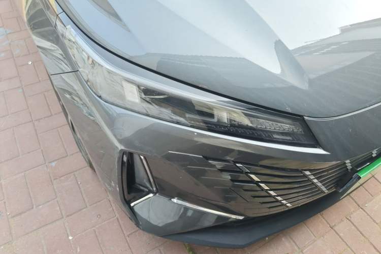 Used CHANGAN Eado 2024 1.5T GDI Automatic Prestige Edition Right Front Headlight