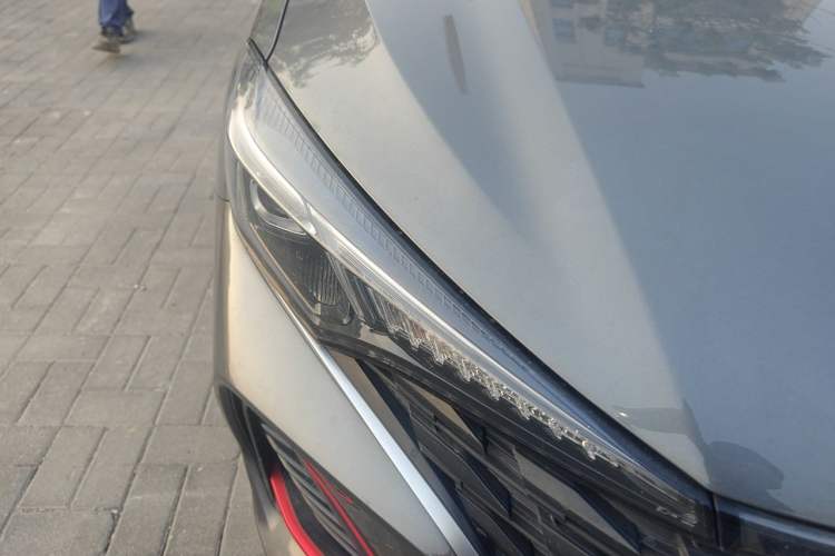 Used CHANGAN Eado 2024 PLUS Blue Whale NE 1.4T GDI DCT High-Energy Edition Right Front Headlight