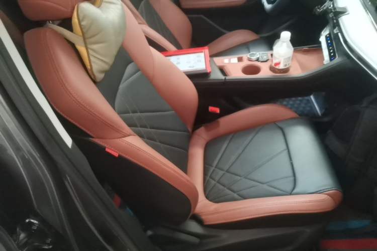 Used CHANGAN Eado 2024 PLUS Blue Whale NE 1.4T GDI DCT High-Energy Edition Right Front Seat