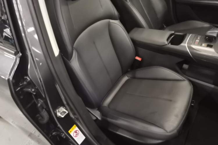 Used CHANGAN Eado 2024 1.5T GDI Automatic Prestige Edition Right Front Seat