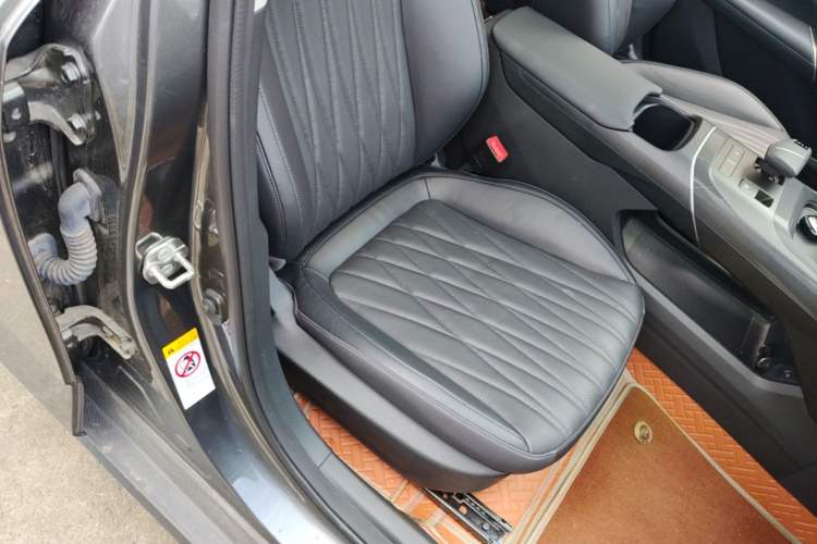 Used CHANGAN Eado 2024 1.5T GDI Automatic Flagship Edition Right Front Seat