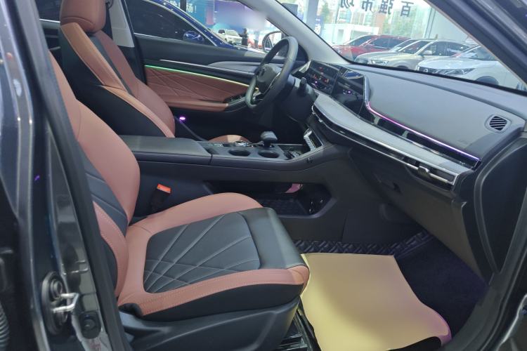 Used CHANGAN Eado 2024 PLUS Blue Whale NE 1.4T GDI DCT High-Energy Edition Right Front Seat