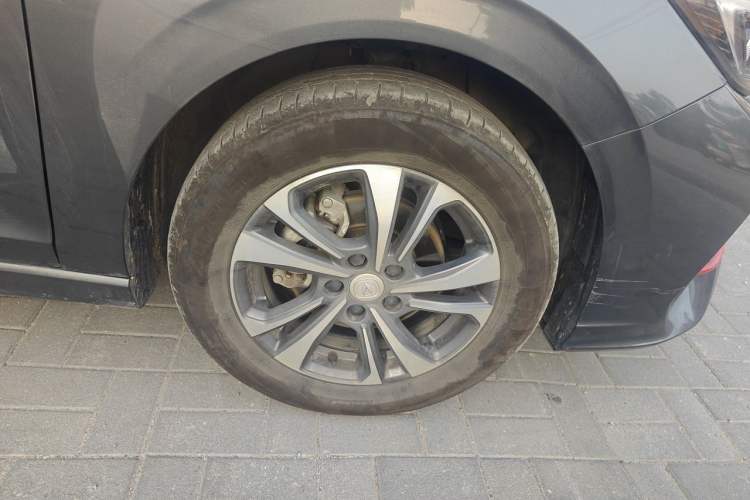 Used CHANGAN Eado 2024 PLUS Blue Whale NE 1.4T GDI DCT High-Energy Edition Right Front Wheel Hub