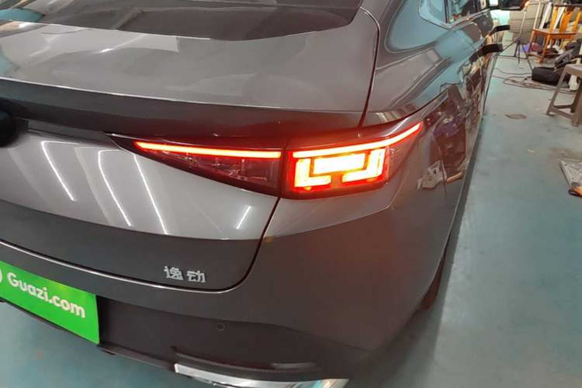 Used CHANGAN Eado 2024 1.5T GDI Automatic Flagship Edition Right Rear Taillight