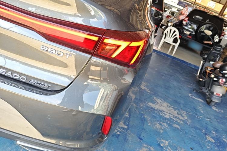 Used CHANGAN Eado 2024 PLUS Blue Whale NE 1.4T GDI DCT High-Energy Edition Right Rear Taillight