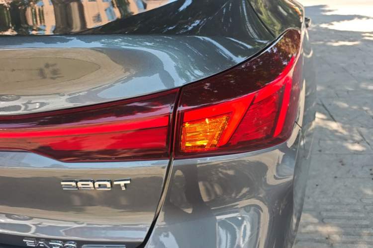 Used CHANGAN Eado 2024 PLUS Blue Whale NE 1.4T GDI DCT High-Energy Edition Right Rear Taillight