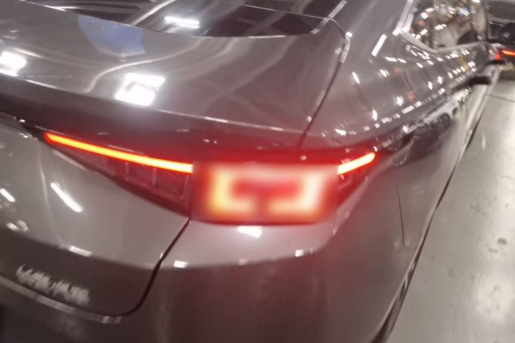 Used CHANGAN Eado 2024 1.5T GDI Automatic Prestige Edition Right Rear Taillight