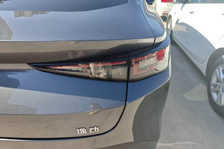 Used CHANGAN Eado 2024 1.5T GDI Automatic Prestige Edition Right Rear Taillight