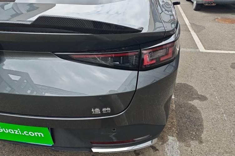 Used CHANGAN Eado 2024 1.5T GDI Automatic Prestige Edition Right Rear Taillight