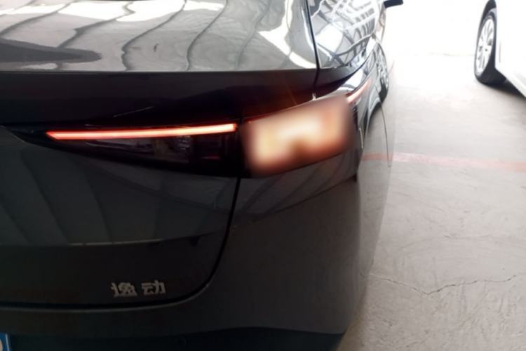 Used CHANGAN Eado 2024 1.5T GDI Automatic Flagship Edition Right Rear Taillight