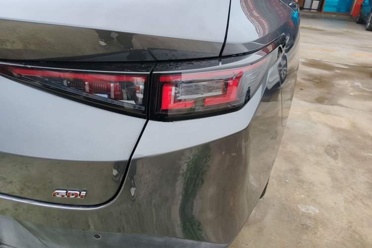 Used CHANGAN Eado 2024 1.5T GDI Automatic Flagship Edition Right Rear Taillight