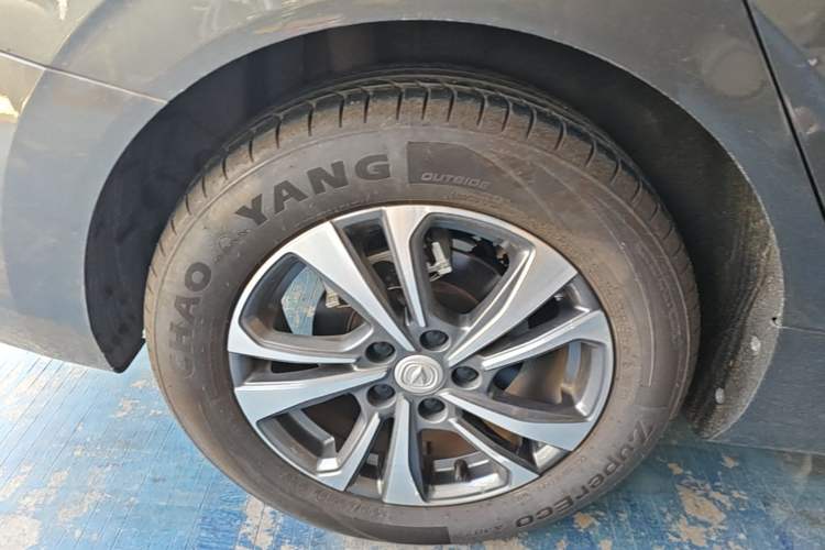 Used CHANGAN Eado 2024 PLUS Blue Whale NE 1.4T GDI DCT High-Energy Edition Right Rear Wheel Hub