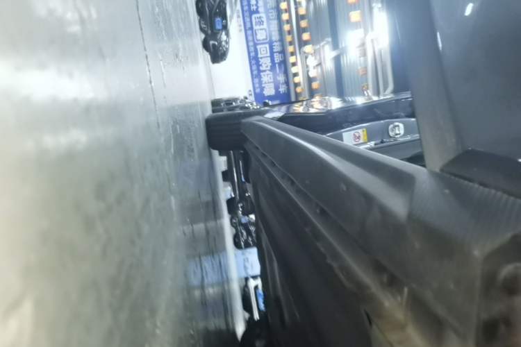 Used CHANGAN Eado 2024 1.5T GDI Automatic Prestige Edition Right Side Sill