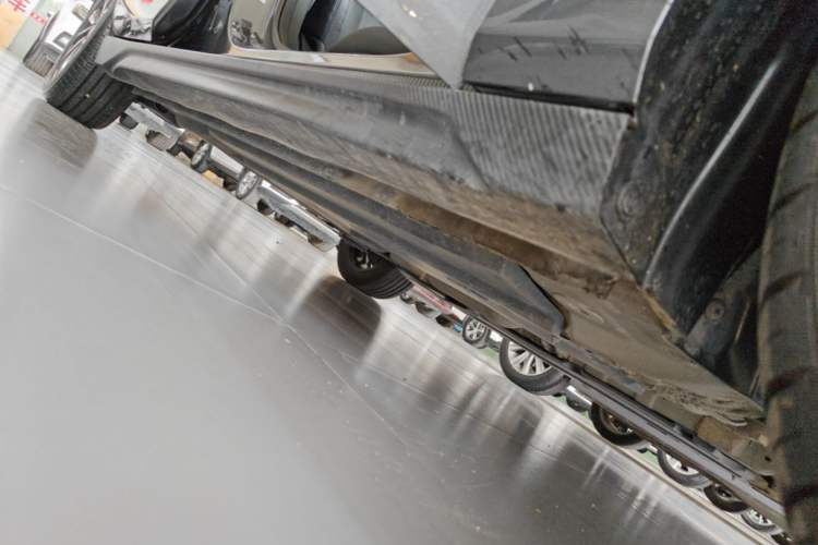 Used CHANGAN Eado 2024 1.5T GDI Automatic Prestige Edition Right Side Sill