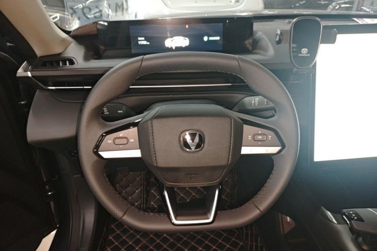 Used CHANGAN Eado 2024 1.5T GDI Automatic Flagship Edition Steering Wheel