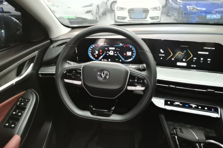 Used CHANGAN Eado 2024 PLUS Blue Whale NE 1.4T GDI DCT High-Energy Edition Steering Wheel