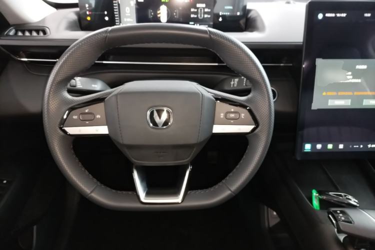 Used CHANGAN Eado 2024 1.5T GDI Automatic Flagship Edition Steering Wheel