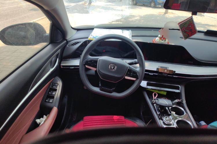 Used CHANGAN Eado 2024 PLUS Blue Whale NE 1.4T GDI DCT High-Energy Edition Steering Wheel